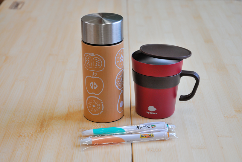 キューちゃんオリジナルサーモボトル・マグカップ・ボールペンのセット 5名様分